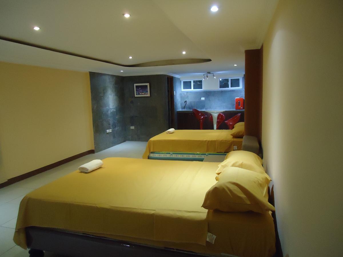 Hostaling Guayaquil Мерседес Экстерьер фото
